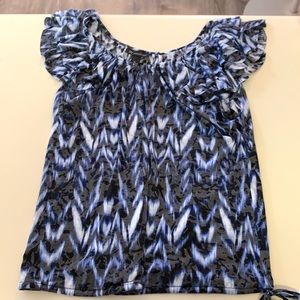 Women’s Inc XL shirt, thin lightweight shirt.